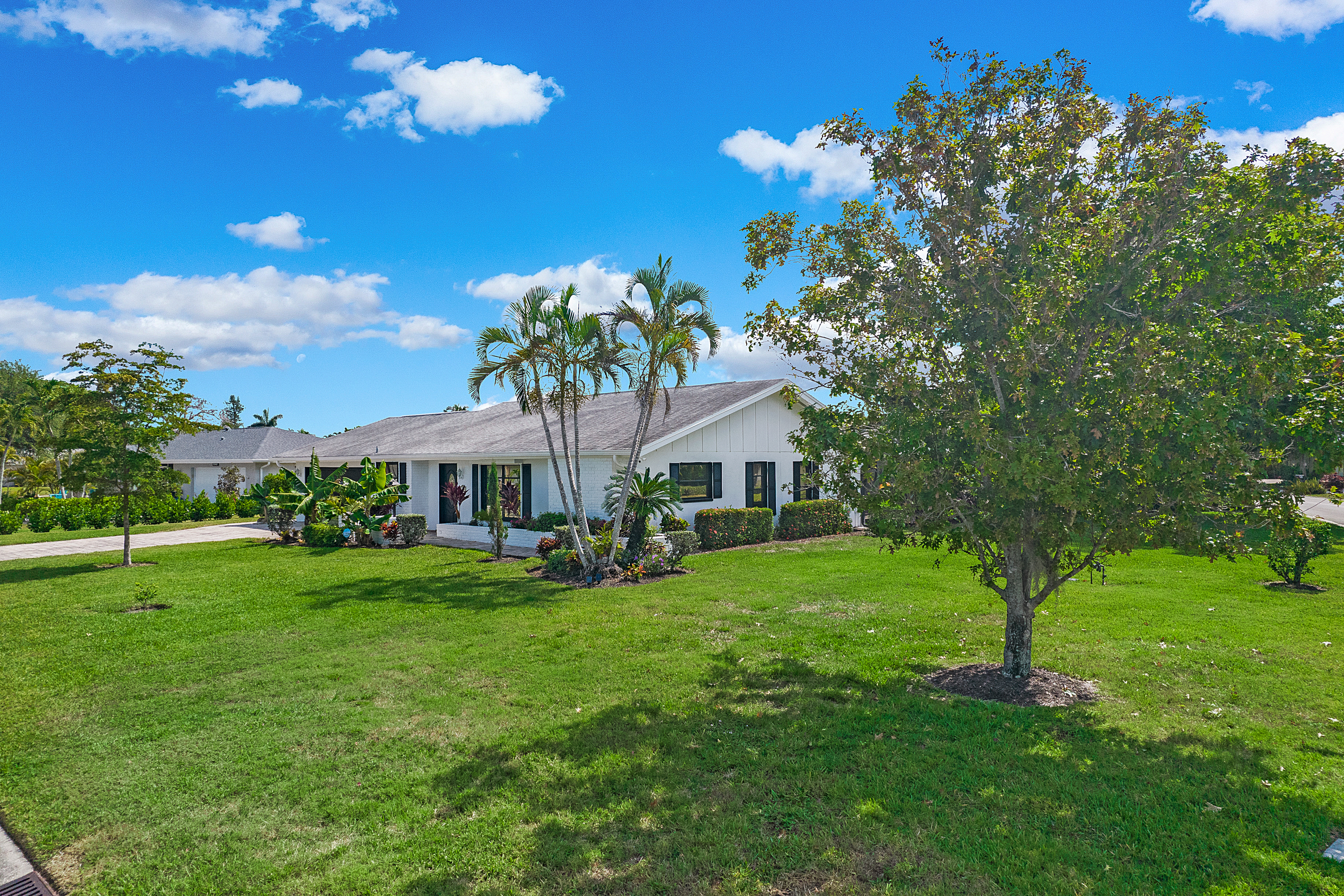 27 Pebble Beach Boulevard