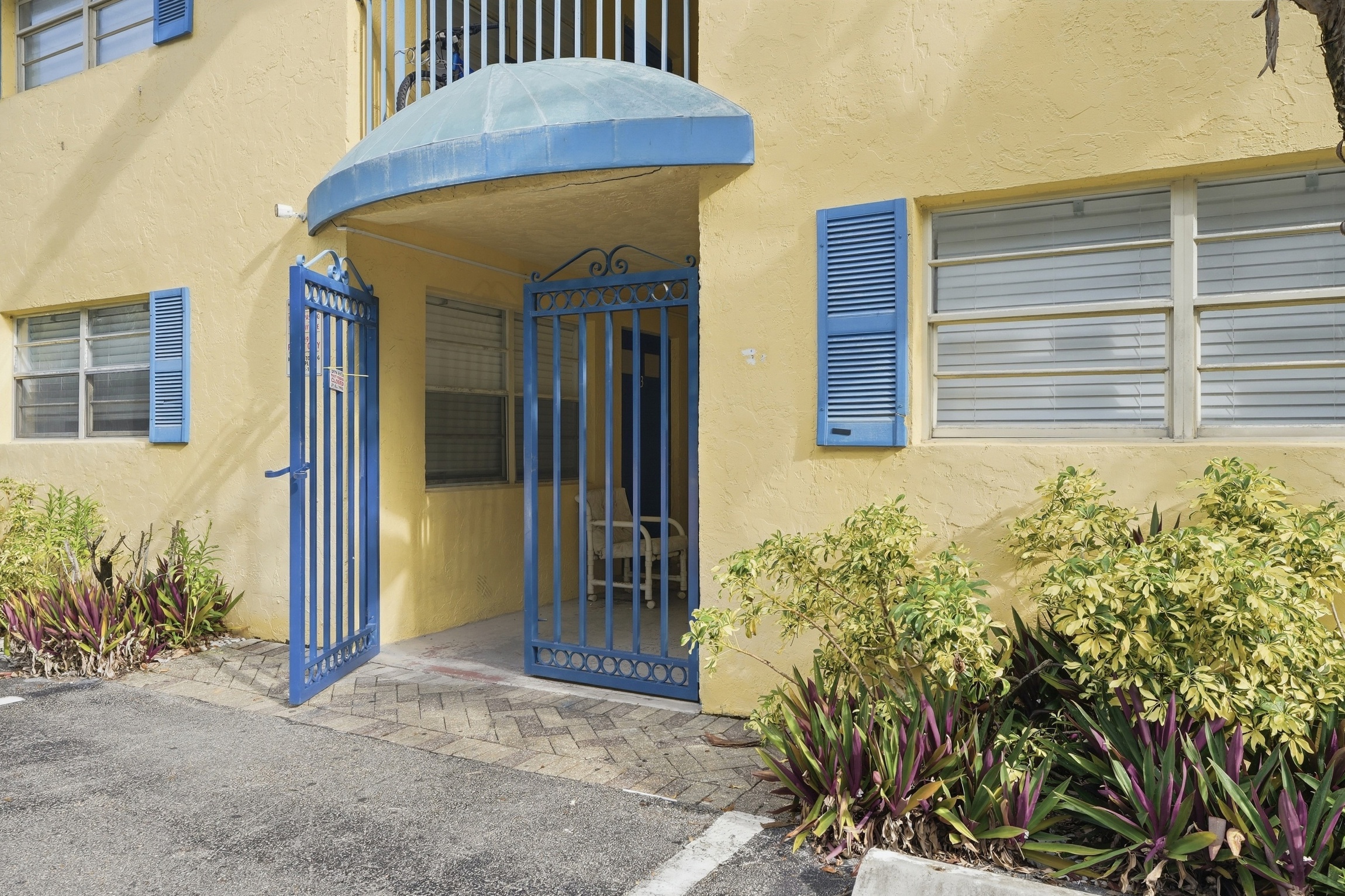 4290 Gulfstream Drive